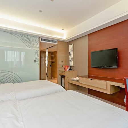 Guangzhou New Century Hotel מראה חיצוני תמונה