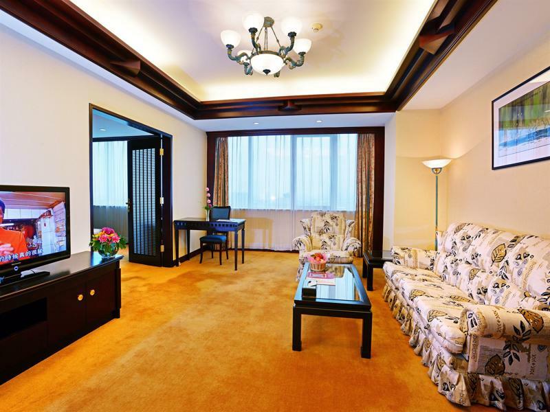 Guangzhou New Century Hotel מראה חיצוני תמונה